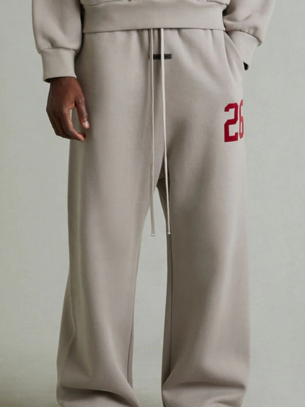 FEAR OF GOD ESSENTIALS LOUNGE FLEECE BAGGY SWEATPANTS. SZ LARGE. SMOKE GREY.